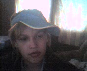 capaprilhat.jpg
